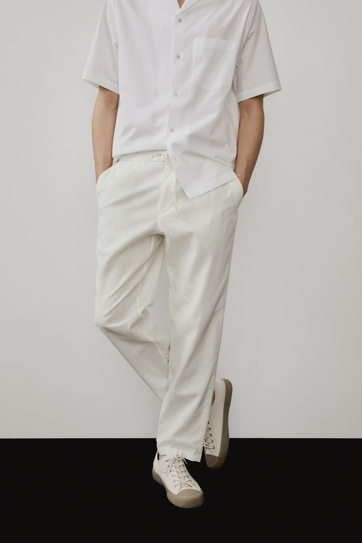 Comfortable Men's Elastic Waist Pants – Casual Fit - OutfitLondon