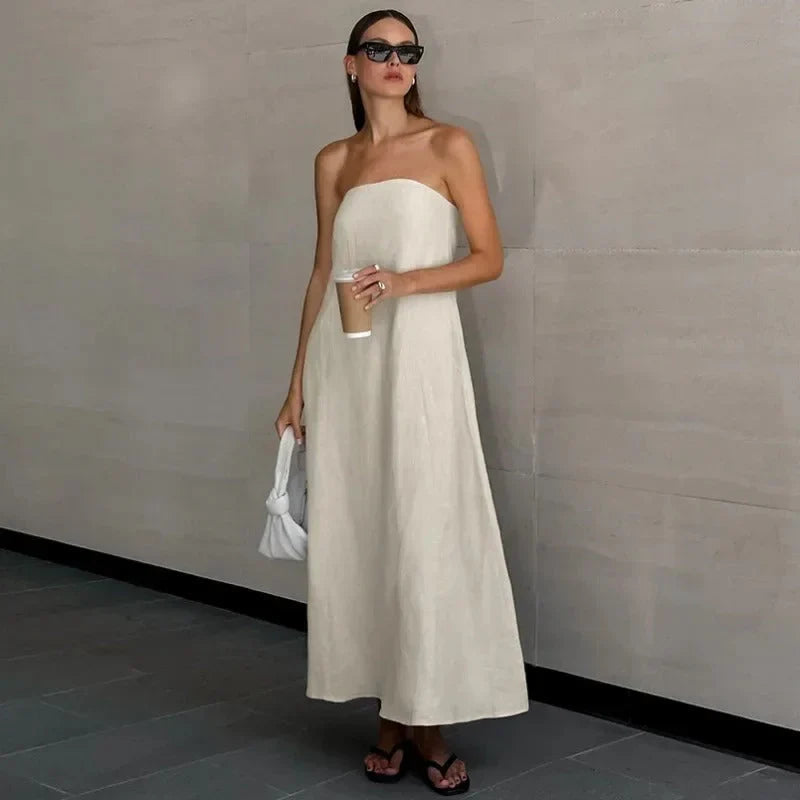 Elegant Strapless Summer Maxi Dress - OutfitLondon
