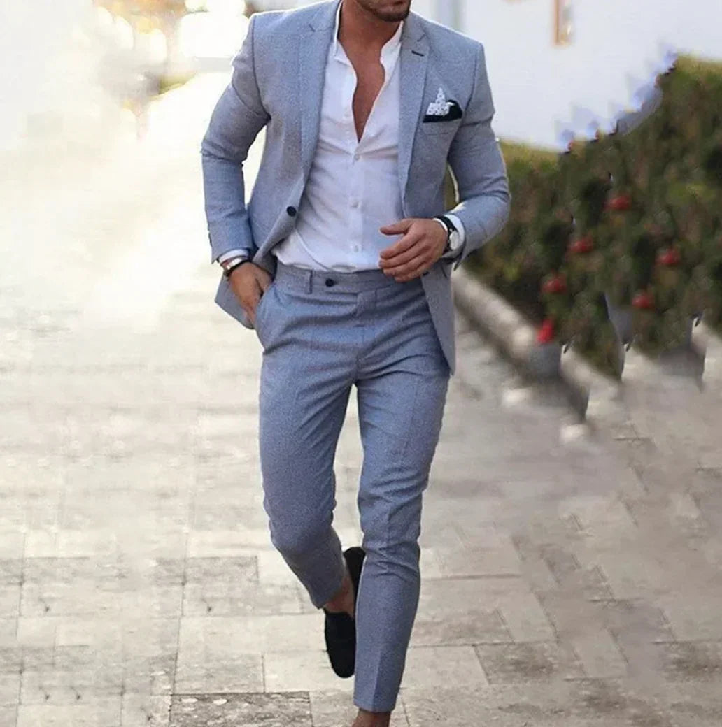 Slim Fit Men's Suit Jacket and Pants