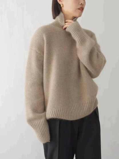 Soft Women's Crew Neck Sweater - OutfitLondon