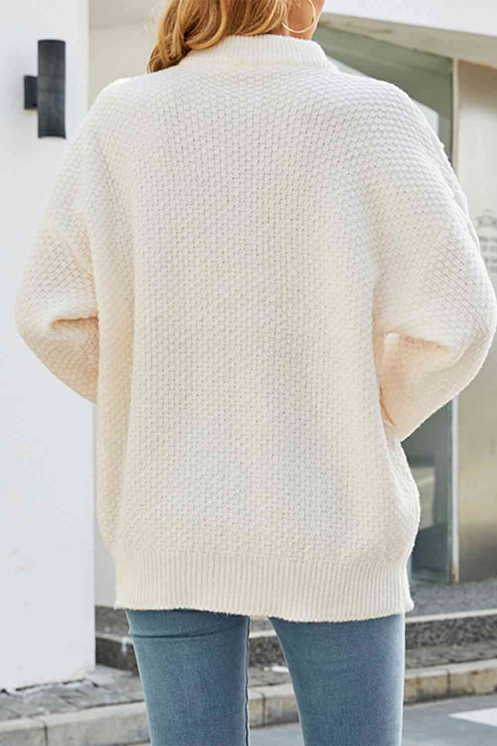 Relaxed Fit Women's Cable Knit Sweater
