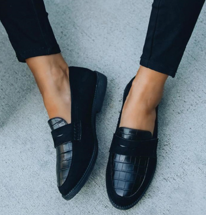 Comfortable Women's Slip On Flat Shoes
