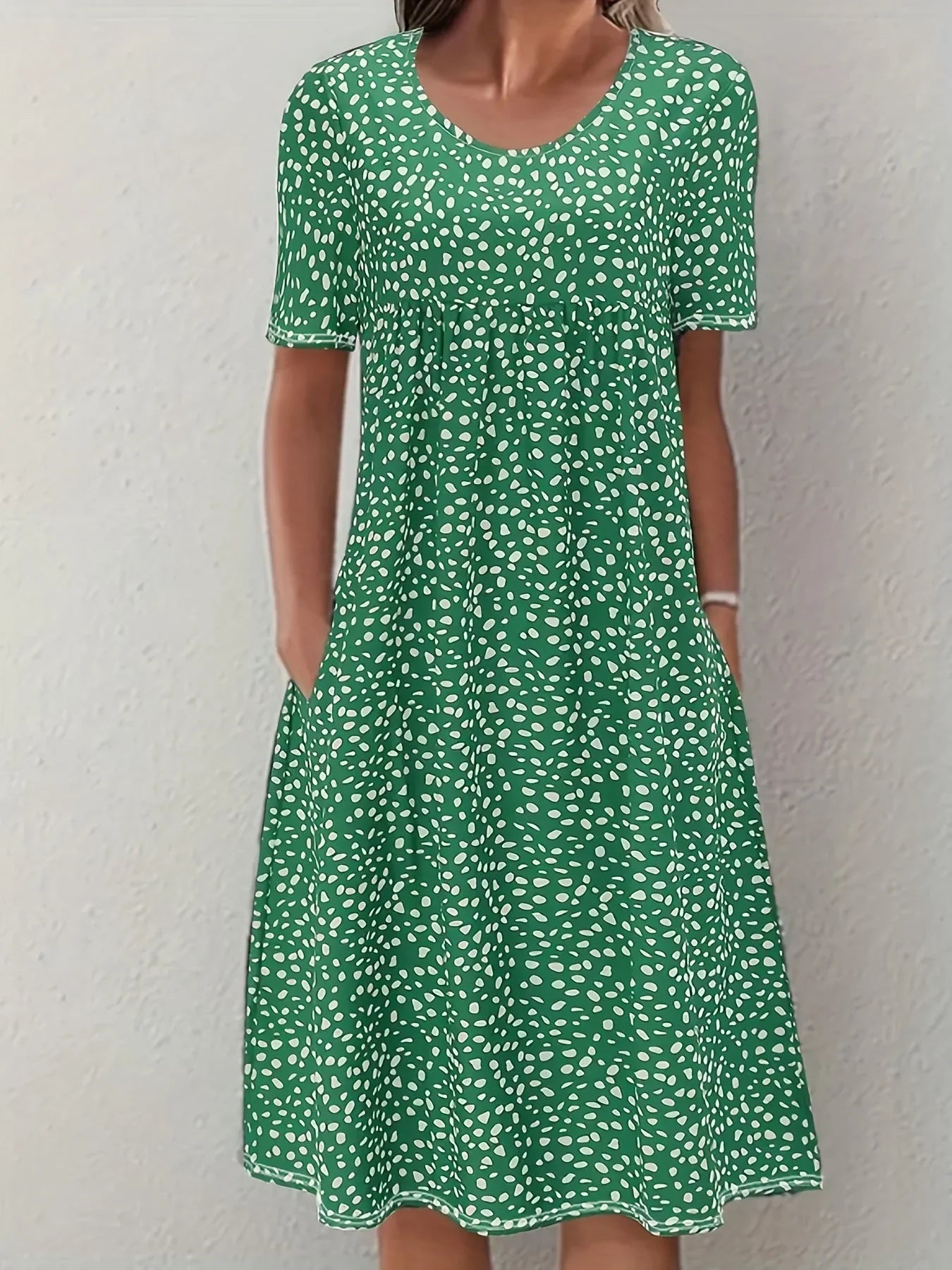 Neela Dress | Short Sleeve Loose Fit Knee-Length Printed Dress