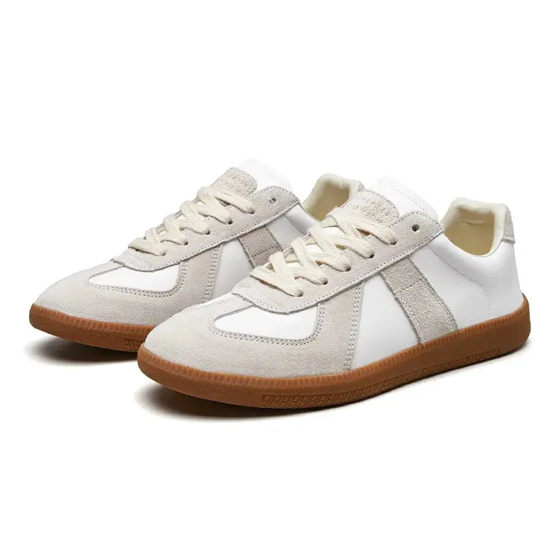Classic Vintage Sneakers with Thick Cushioning
