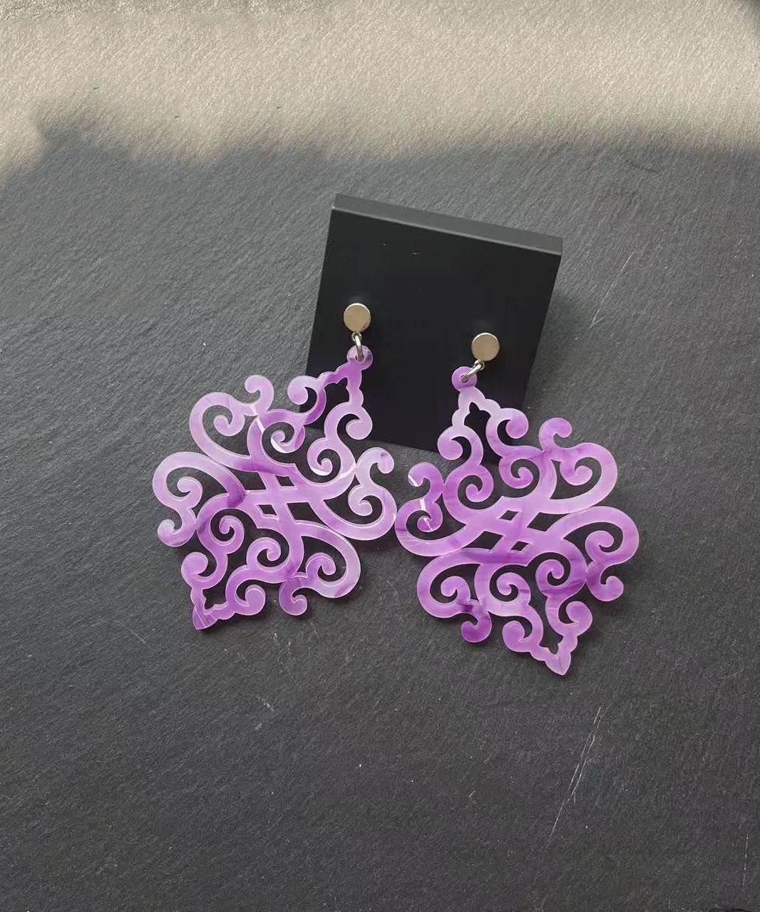 Women's Purple Acrylic Drop Earrings Hollow Cutout Design - OutfitLondon