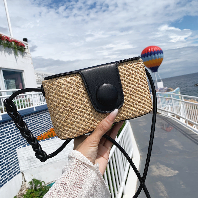 Stylish Woven Crossbody Bag – Summer Tote for Women - OutfitLondon