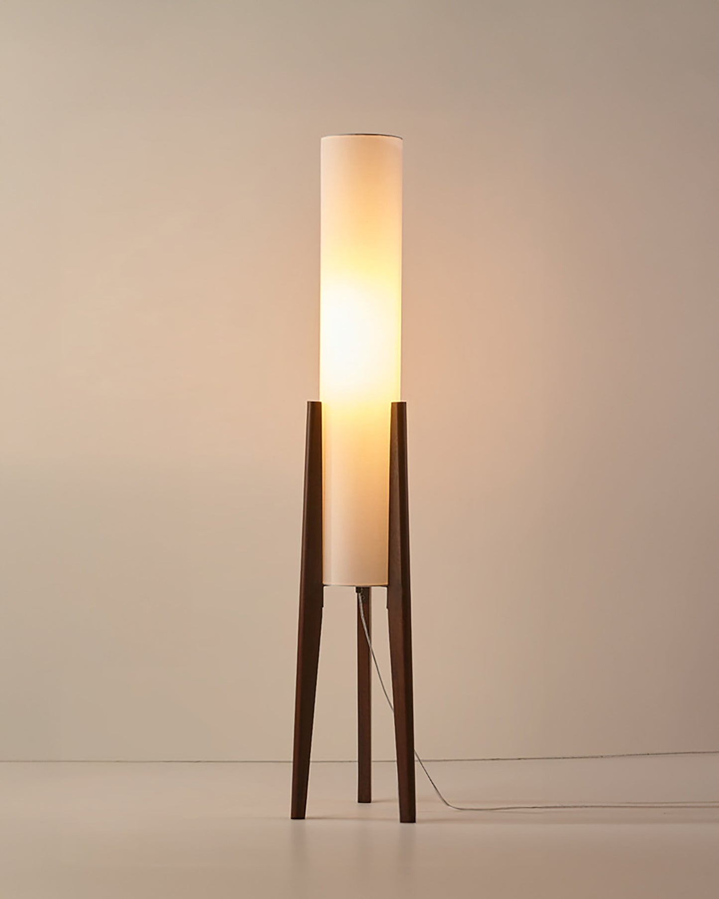Natural Wooden Table Lamp With Cream Shade - OutfitLondon