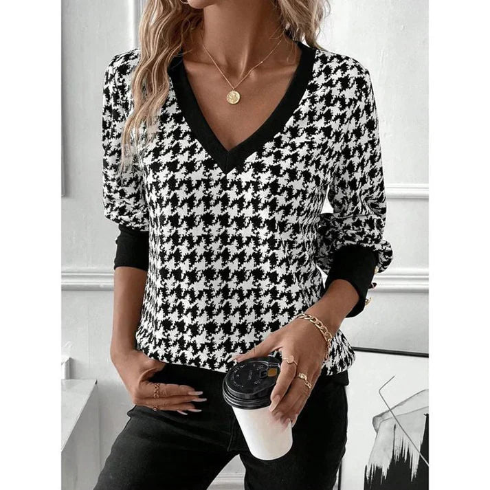 Sustainable Women's Simple Long Sleeve Shirt - OutfitLondon