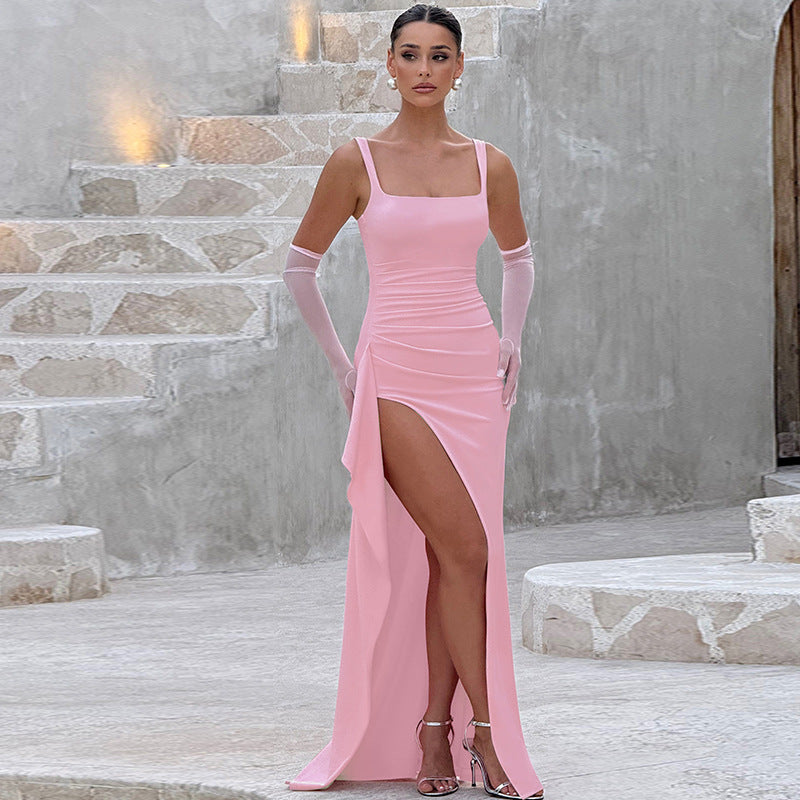 Luxurious Evening Maxi Dress with Backless Design