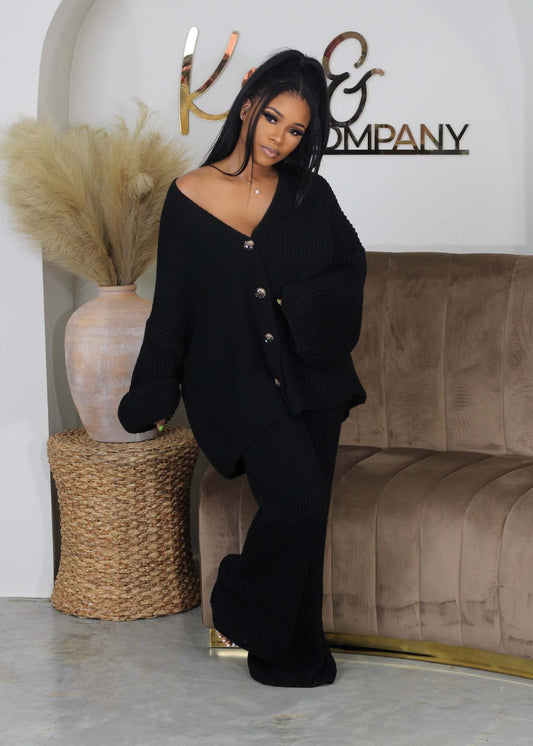 Relaxed Fit V-Neck Sweater and Pant Set - OutfitLondon