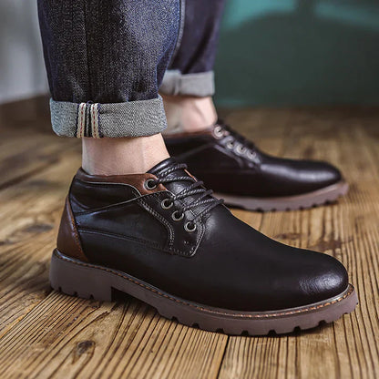 Durable Leather Lace Up Men's Boot - Strong Outsole