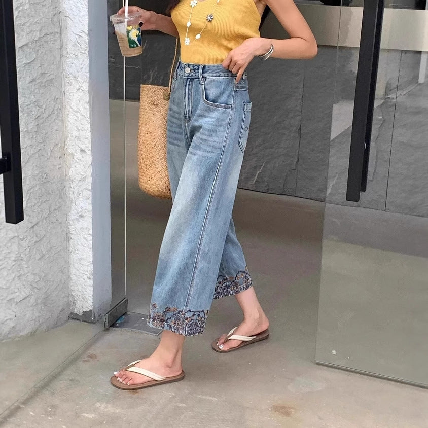 Women's Relaxed Fit Floral Blue Jeans - OutfitLondon