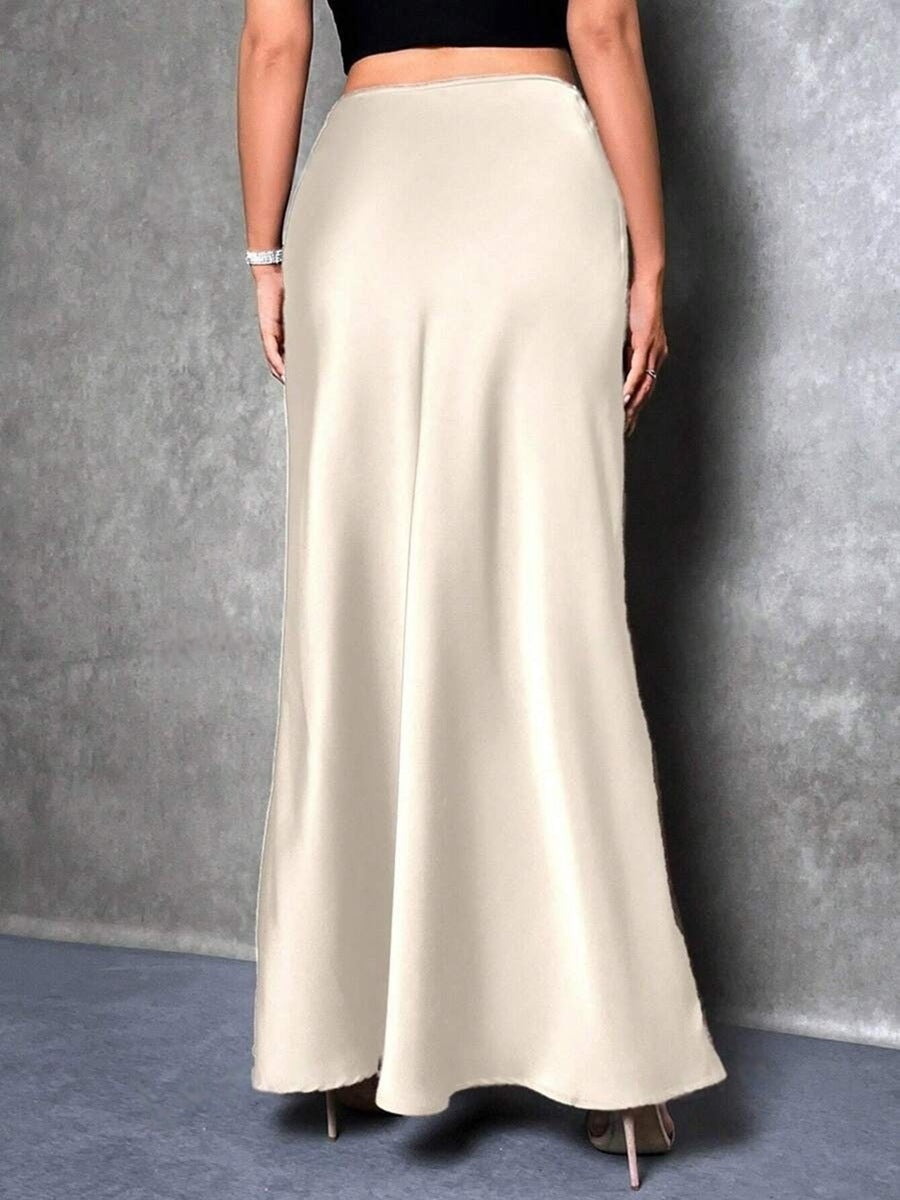 Luxurious Satin Mid Waist Skirt - OutfitLondon