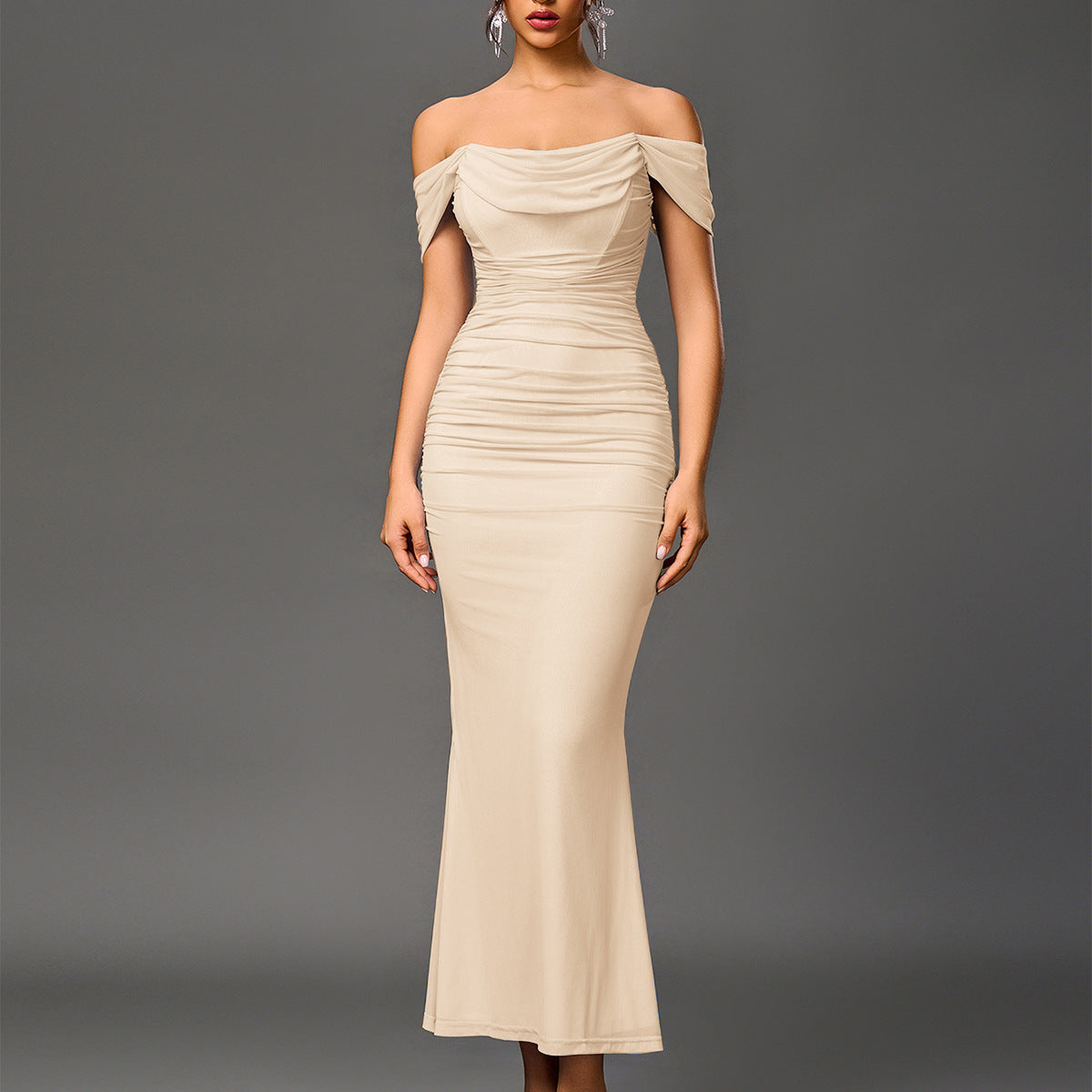 Chic Backless Mermaid Evening Gown