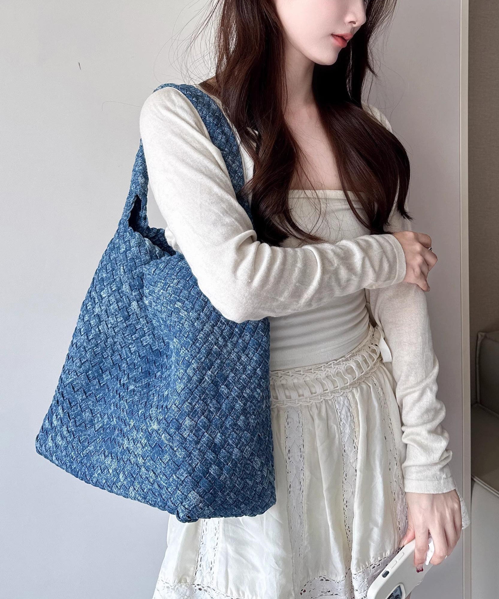 Women's Large Denim Shoulder Bag Blue Lightweight - OutfitLondon
