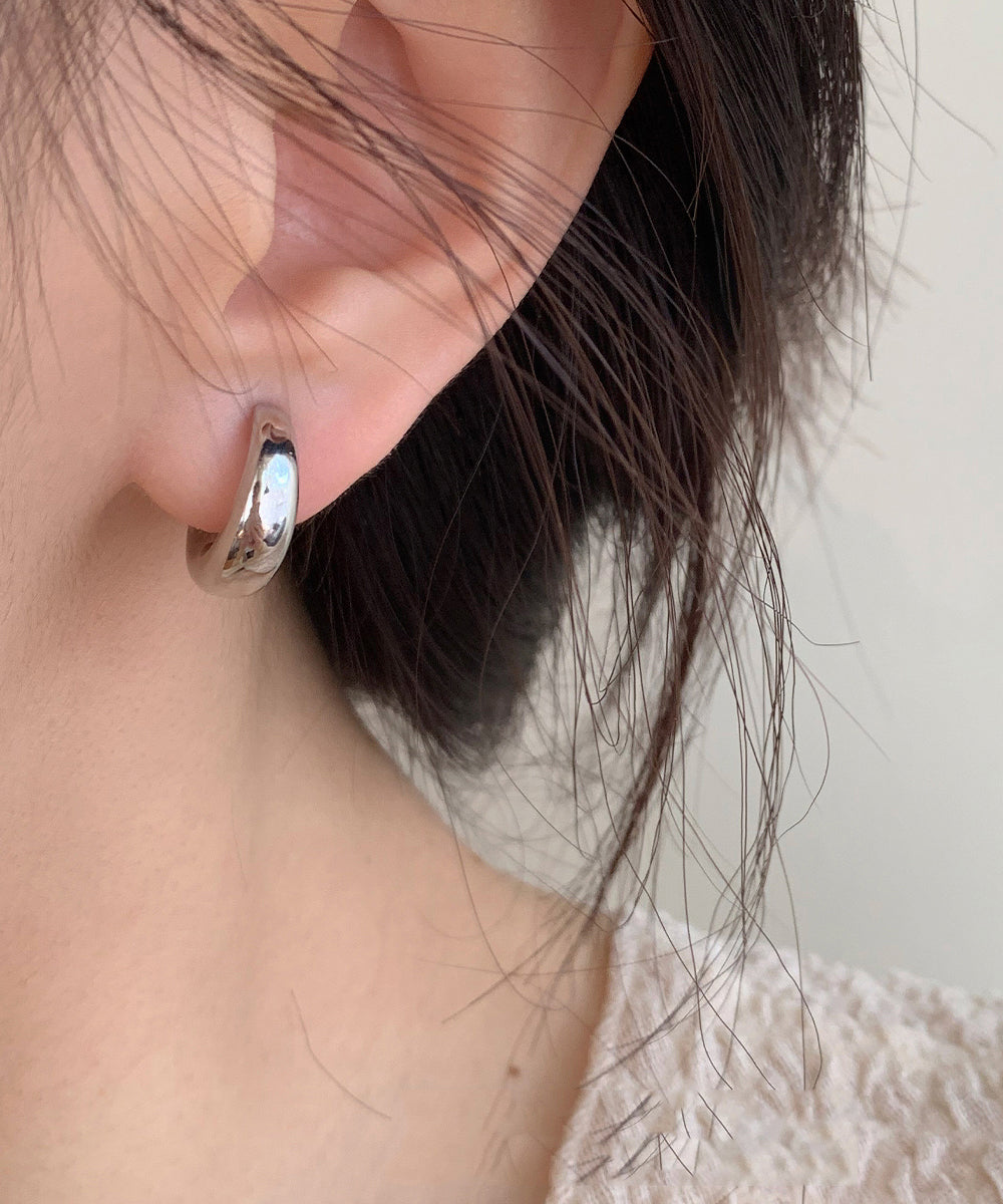 Gold Plated Copper Hoop Earrings Lightweight Silk Finish - OutfitLondon