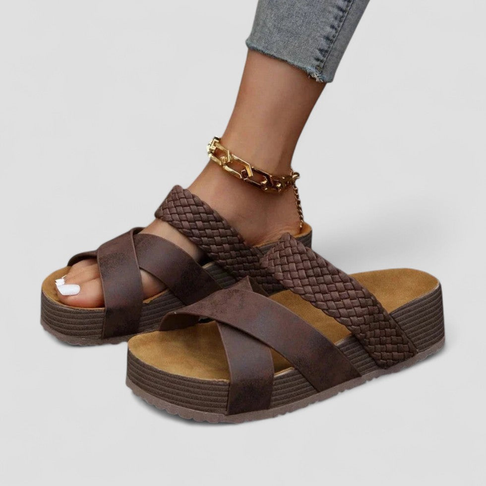 Comfortable Woven Slide Platform Shoes - OutfitLondon