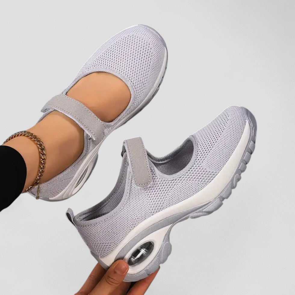 Comfortable Airy Strap Walking Shoes for Ladies