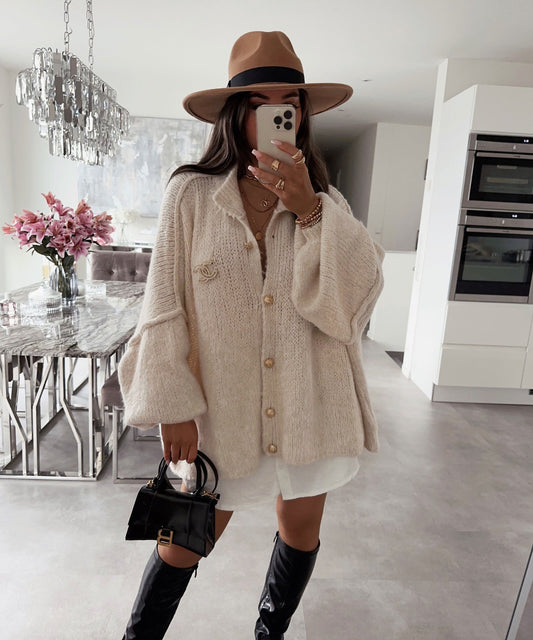 Soft Beige Women's Oversized Sweater Cardigan - OutfitLondon