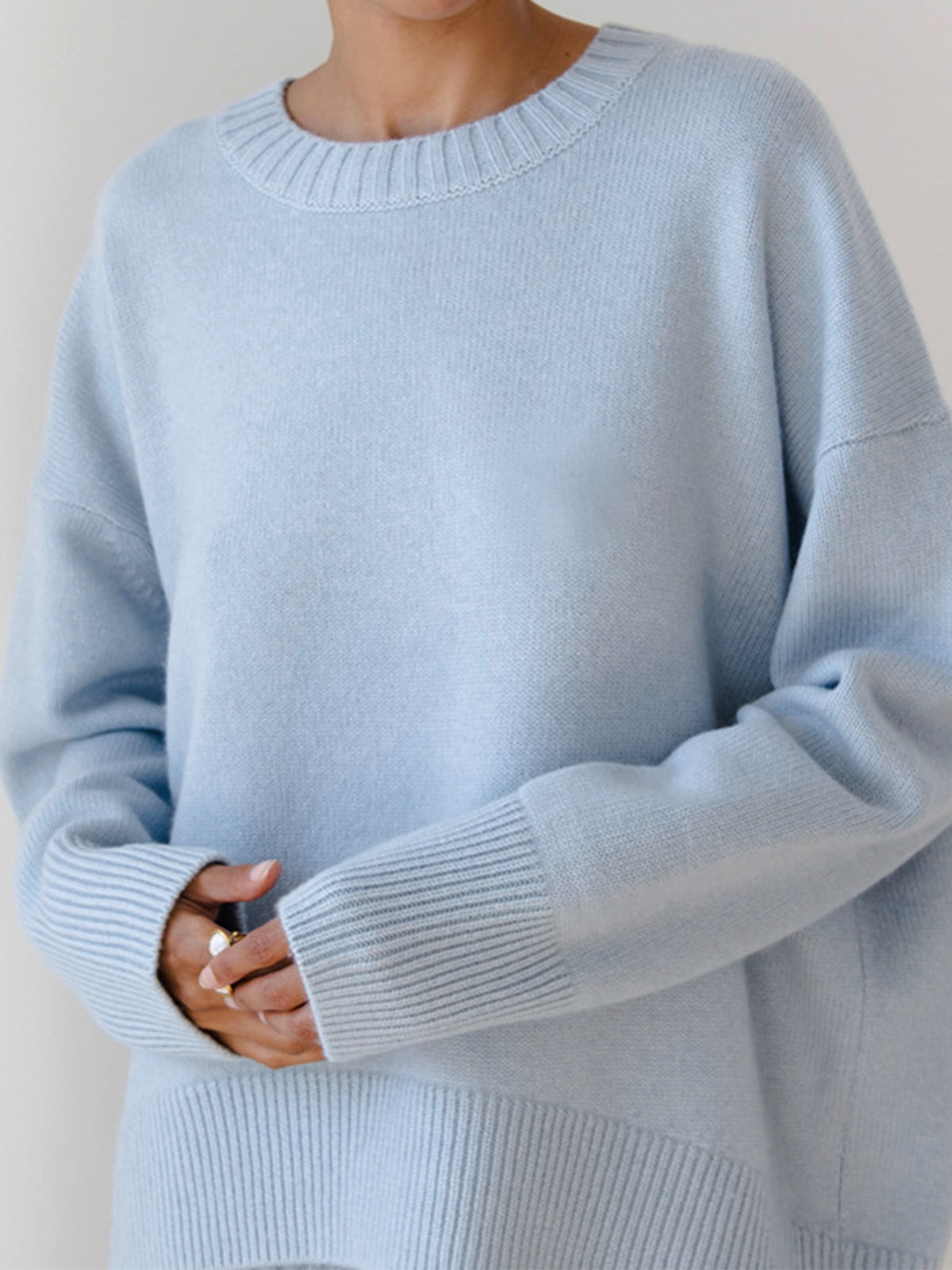 Comfy Women's Large Crew Neck Jumper Sweater