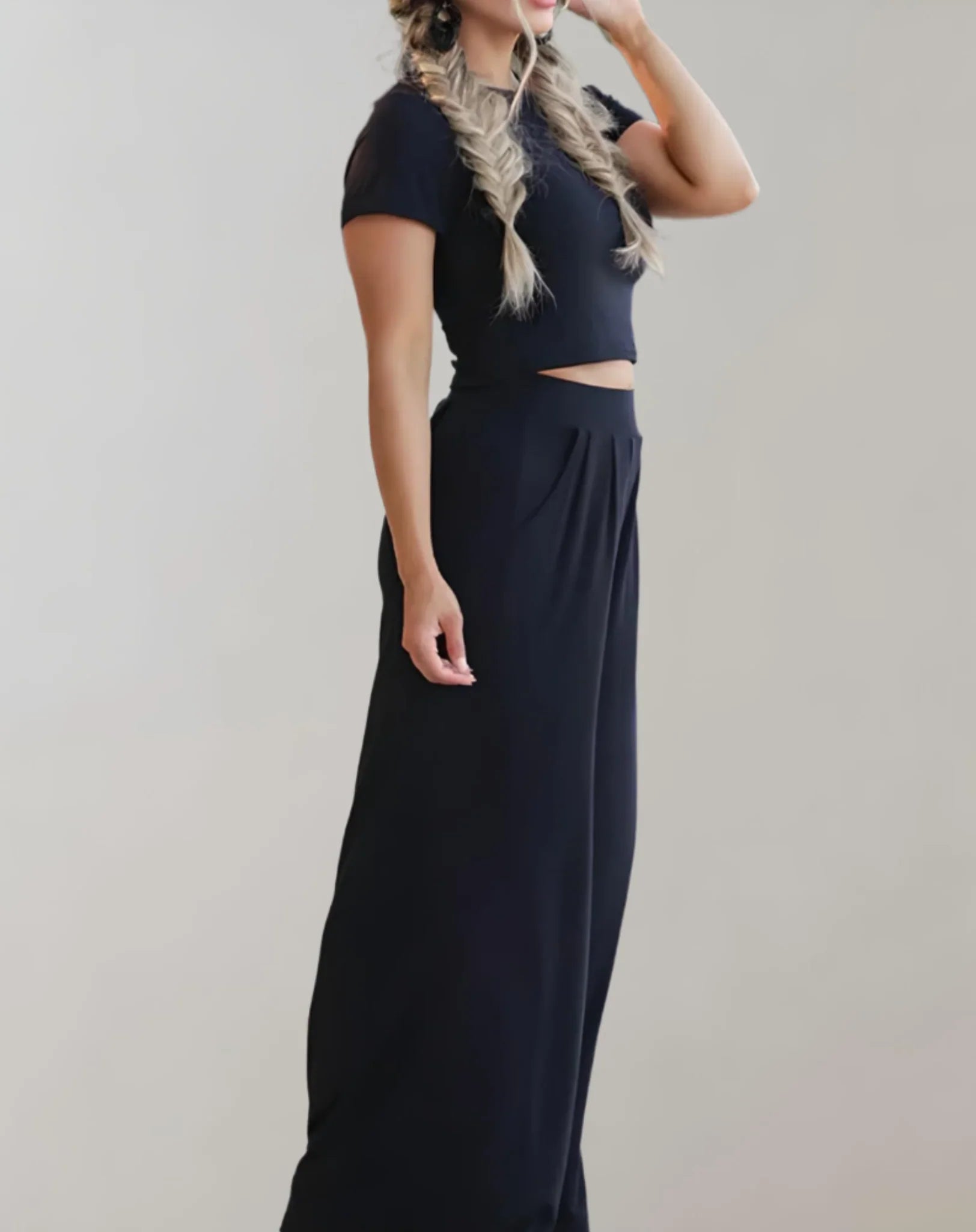 Chic Two Piece Crop Top Pants Set - OutfitLondon