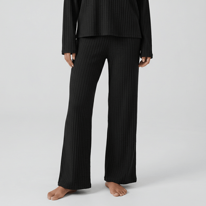 Comfortable 2 Piece Ribbed Sweater and Trousers Set