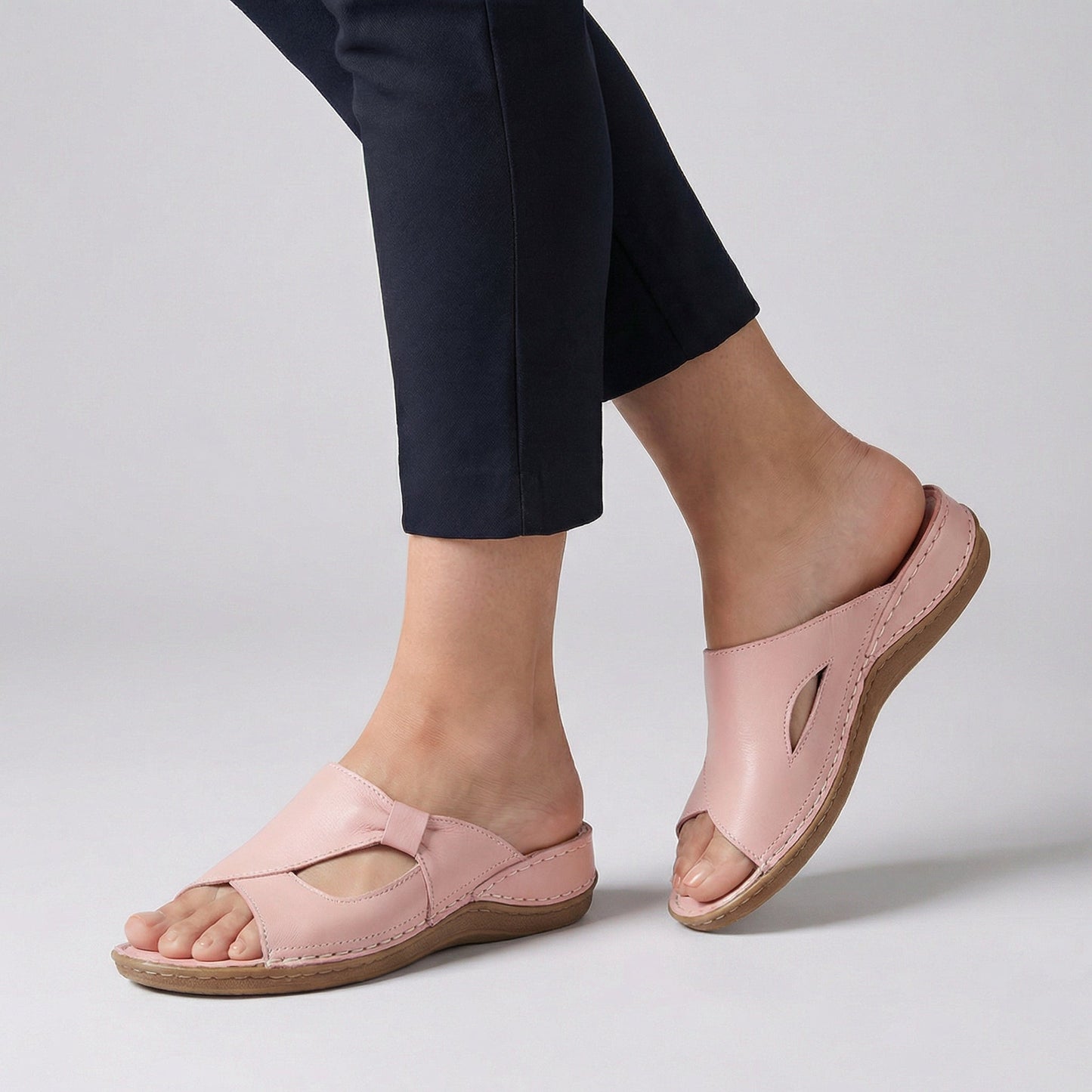 Comfortable Arch Support Slide Sandals with Buckle Detail