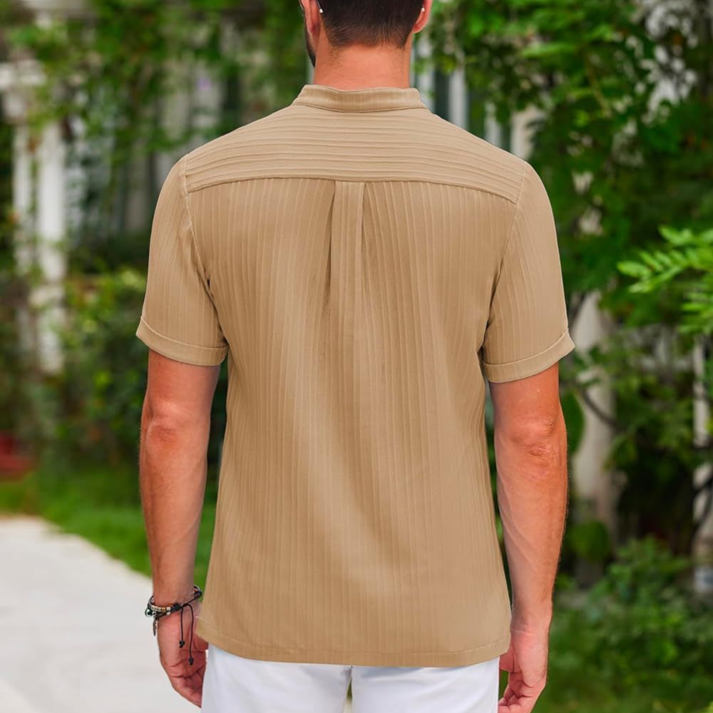 Comfortable Fit Polo Shirt with Relaxed Classic Collar