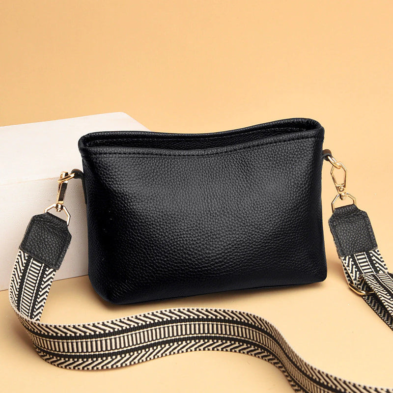Stylish Women's Crossbody Bag with Adjustable Strap - OutfitLondon