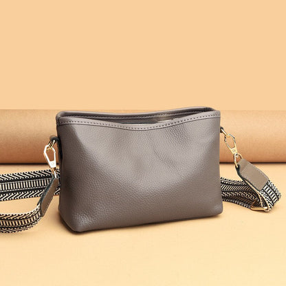 Stylish Women's Crossbody Bag with Adjustable Strap