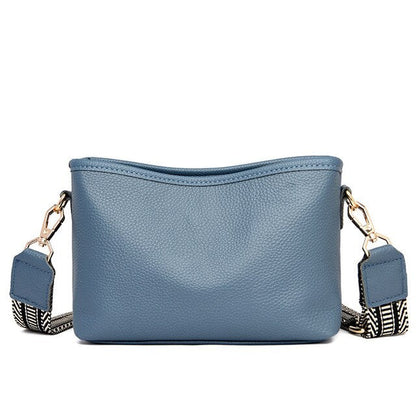 Stylish Women's Crossbody Bag with Adjustable Strap
