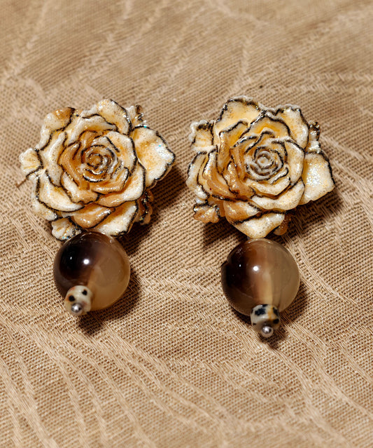 Women's Brown Floral Drop Earrings Resin Alloy - OutfitLondon