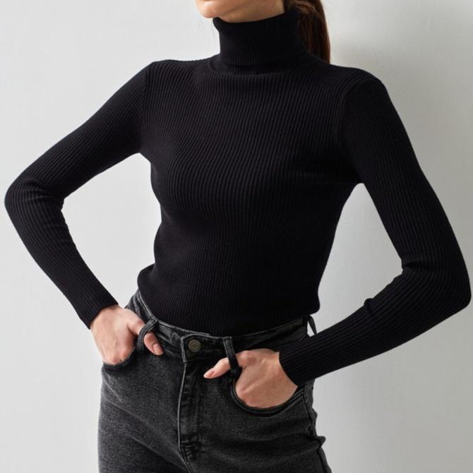 Classic Fit Textured Crew Neck Sweater