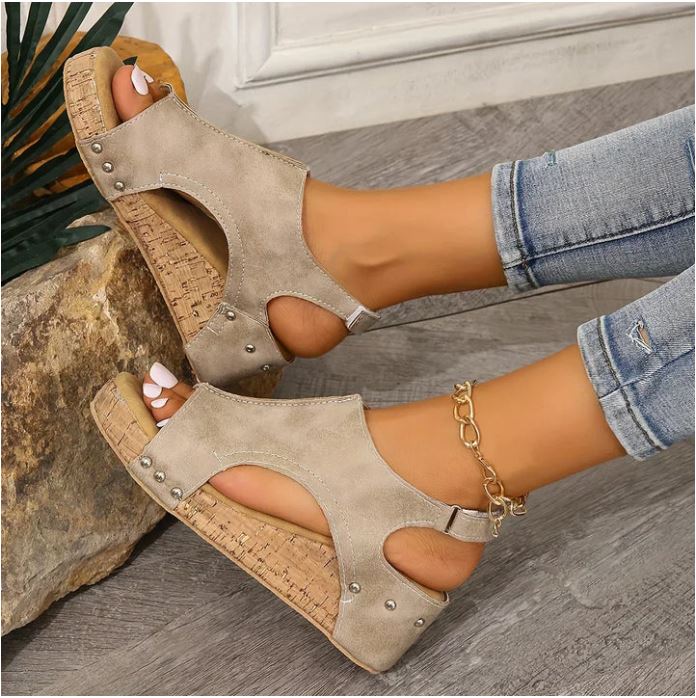 Rina | Stylish and Cozy Shoes