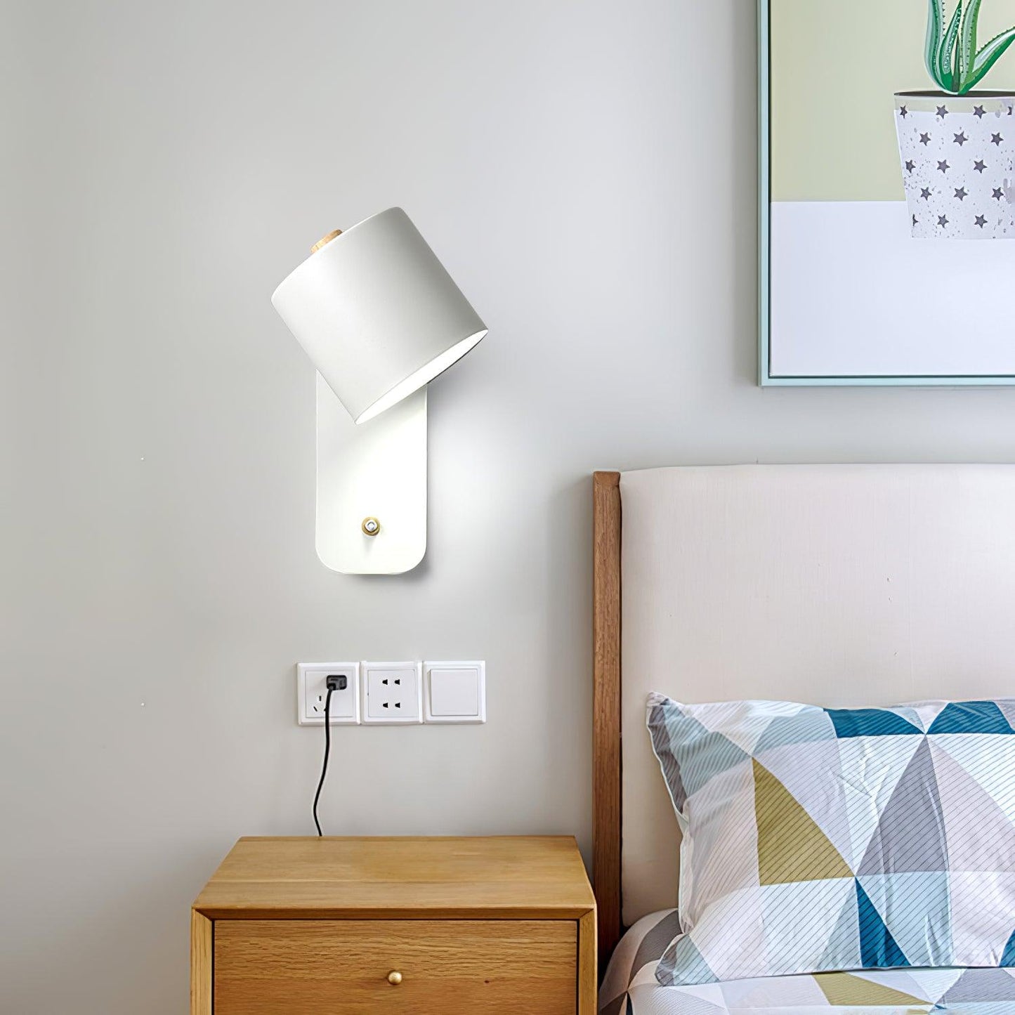 Sleek Adjustable LED Wall Light Fixture