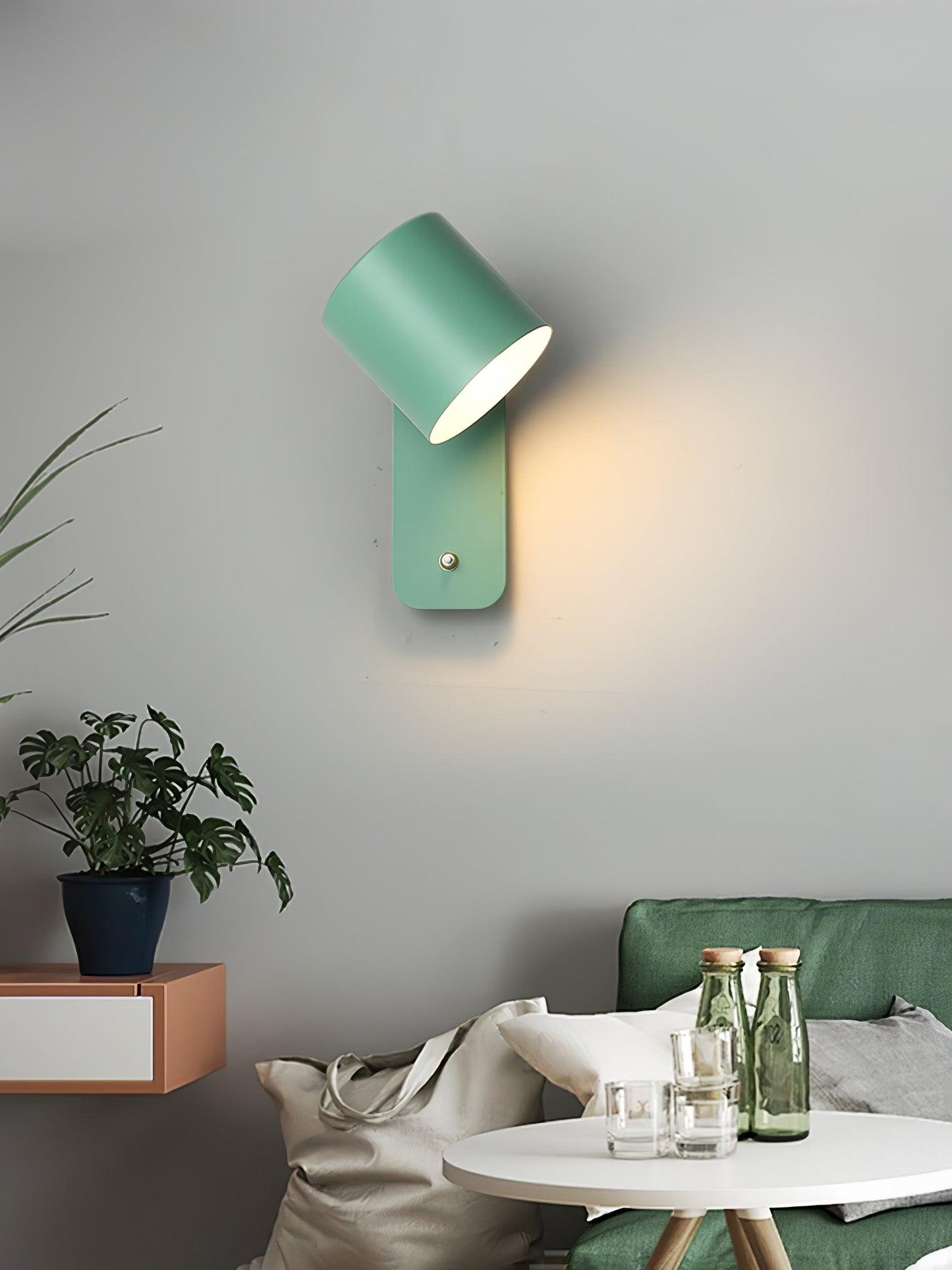 Sleek Adjustable LED Wall Light Fixture
