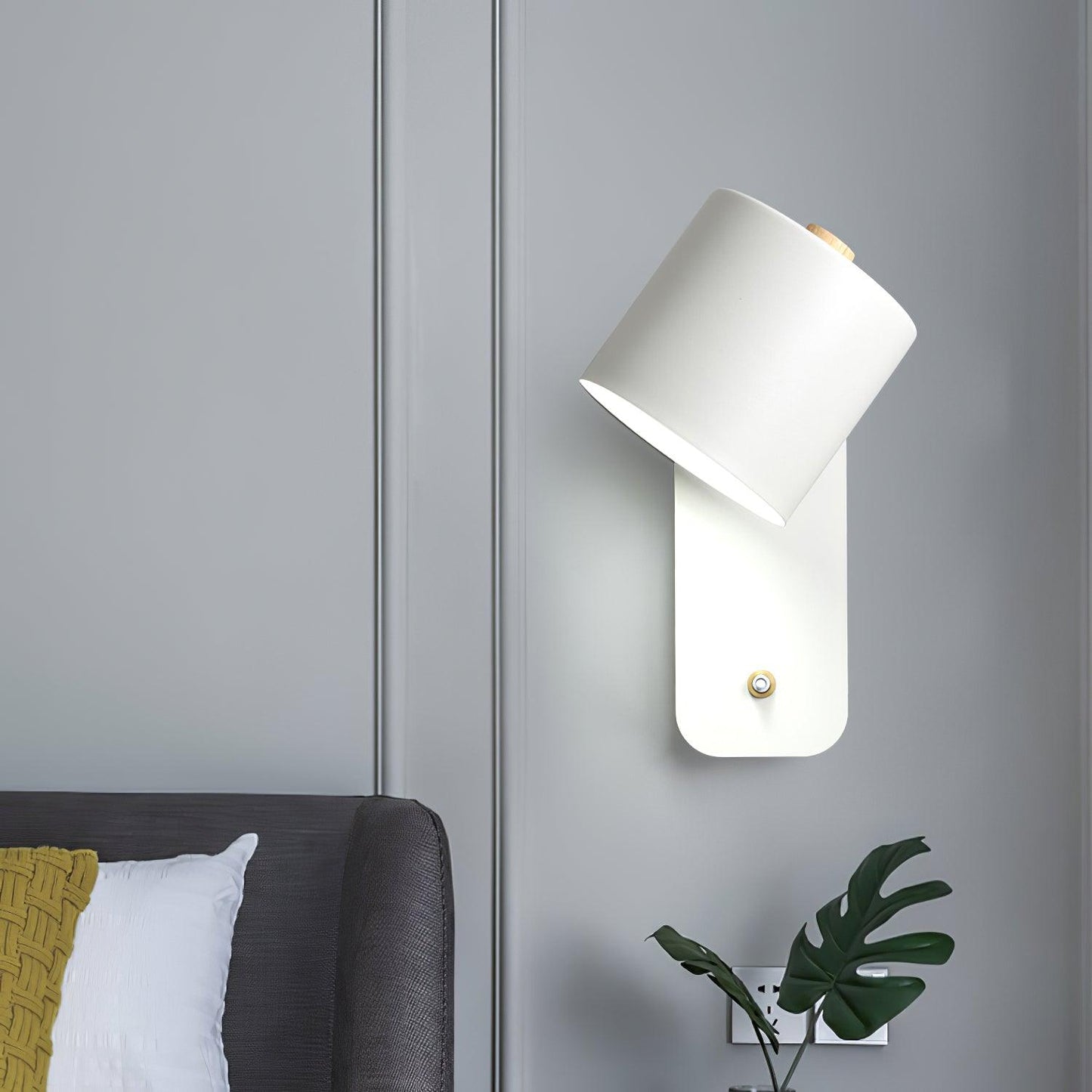 Sleek Adjustable LED Wall Light Fixture