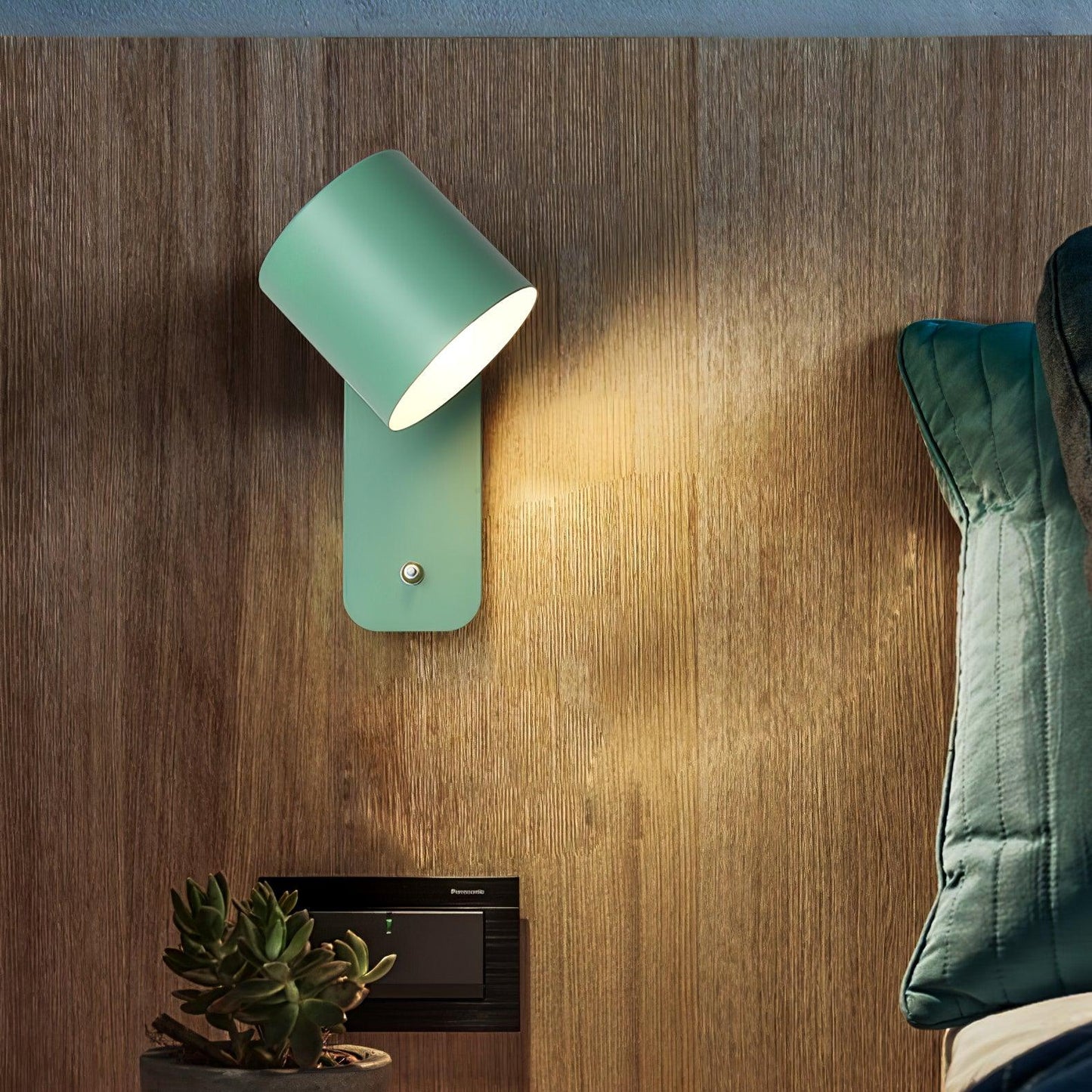 Sleek Adjustable LED Wall Light Fixture