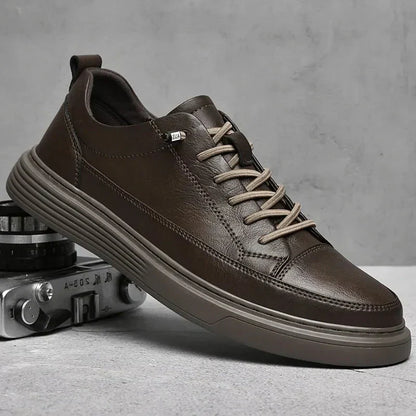 Casual Lace-Up Men's Low Top Shoes