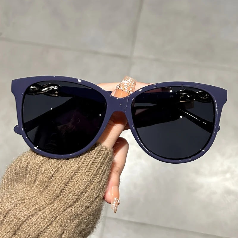 Trendy Ladies Floral Sunglasses