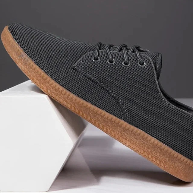 Men's Classic Athletic Shoes