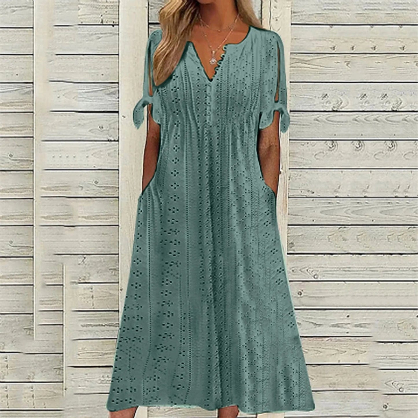 Relaxed Fit Ladies Summer Dress with Short Sleeves
