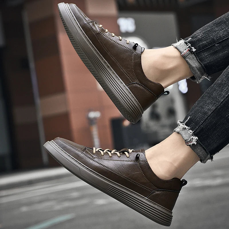 Casual Lace-Up Men's Low Top Shoes