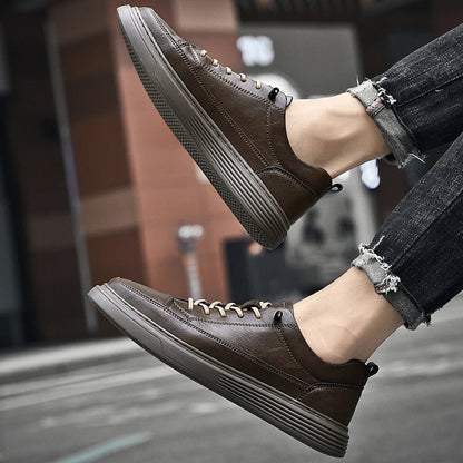 Casual Lace-Up Men's Low Top Shoes