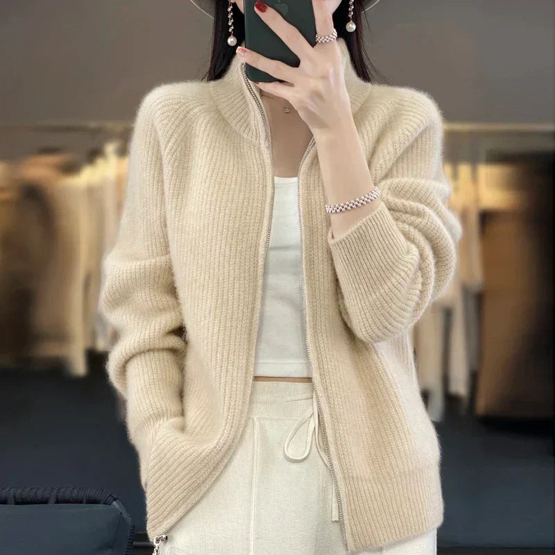 Women's Soft Fleece Zip Jacket - OutfitLondon