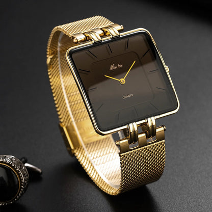 Stylish Mesh Strap Quartz Wristwatch