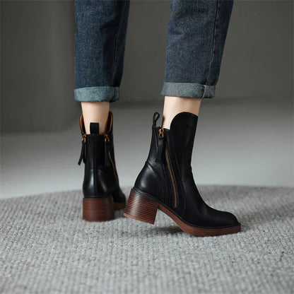 Livia – Chic Ladies Low Heel Boots