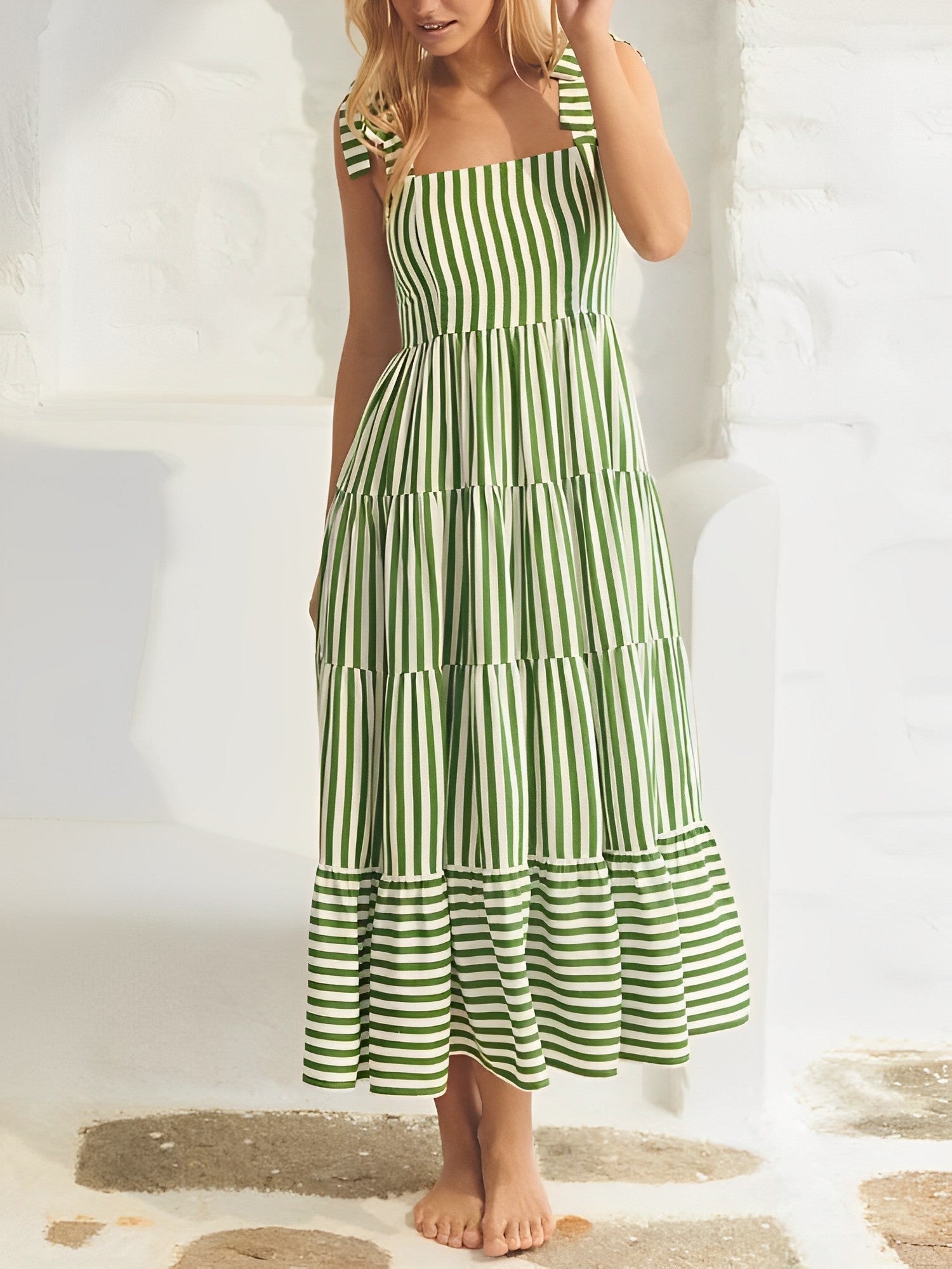 Relaxed Fit Ladies Sundress with Adjustable Shoulder Straps - OutfitLondon
