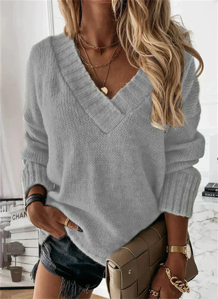 Fashionable Women's Crew Neck Pullover Sweater