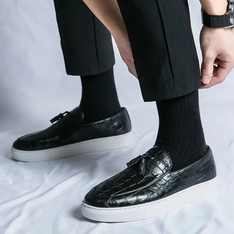 Luxury Leather Loafer - Classic, Comfortable & Sleek